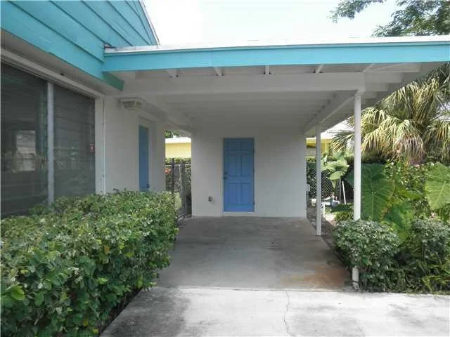 Photo of 802 SE Stafford Drive