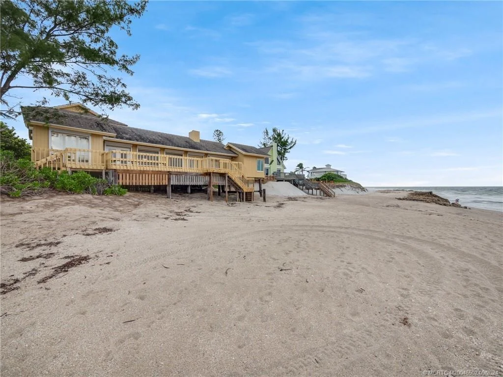 Photo of 1121 SE Macarthur Boulevard