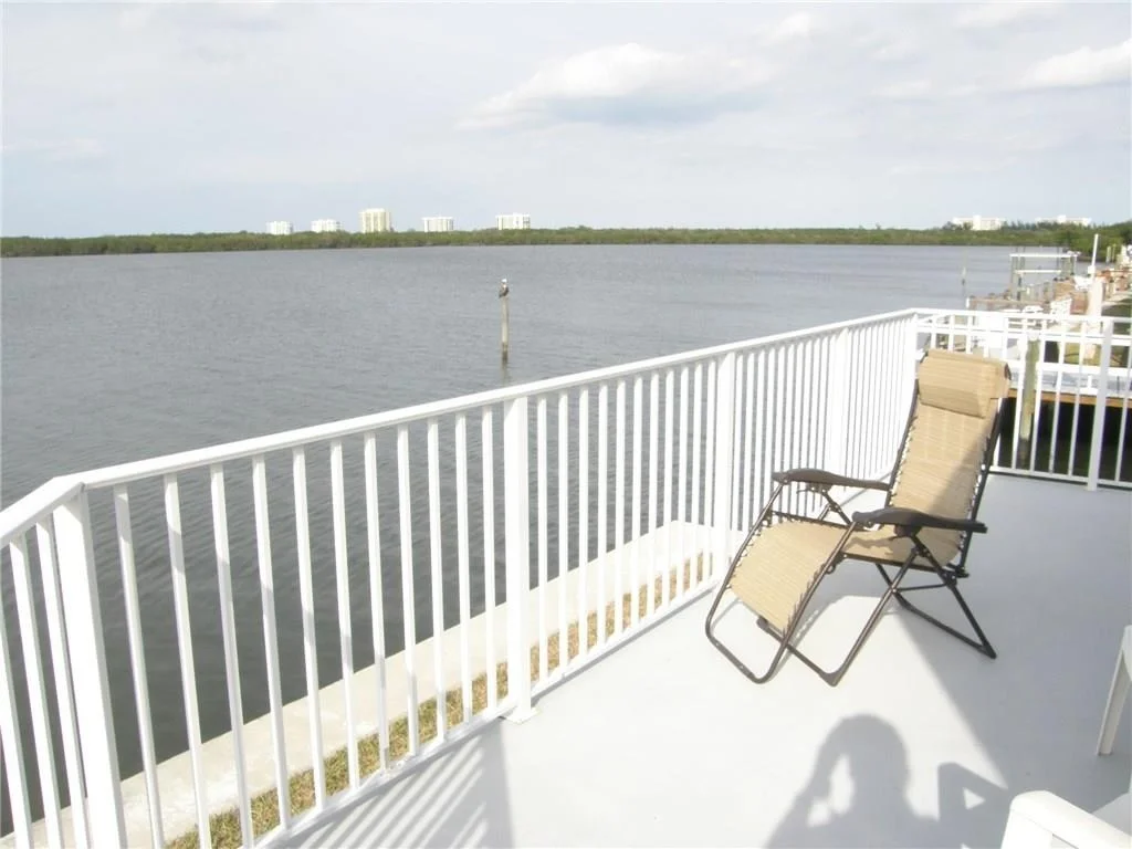 Photo of 14 Nettles Boulevard
