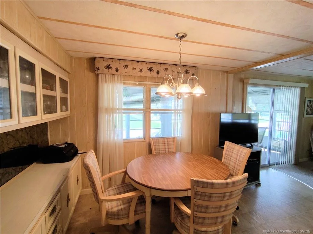 Photo of 2540 SE Penny Lane