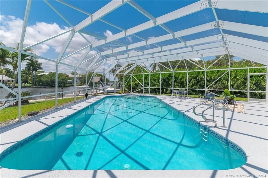 Photo of 1686 NW Harbor Place