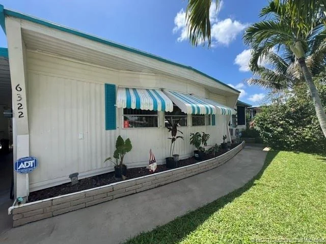 Photo of 6322 Cypress Lane