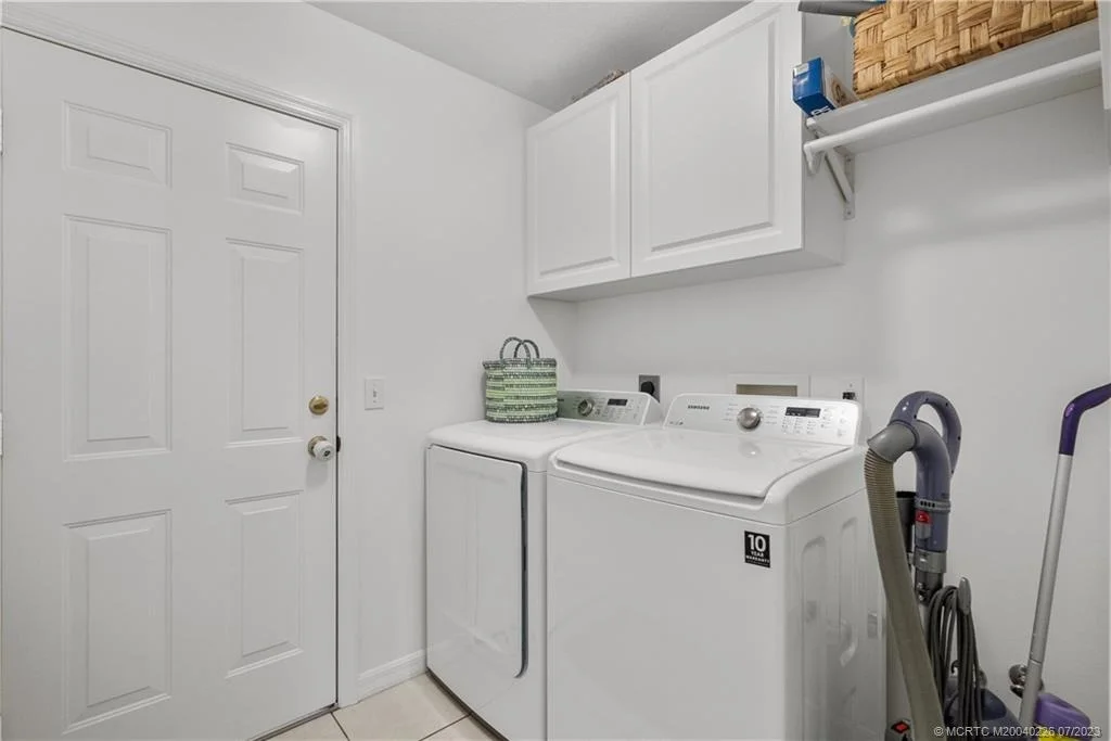Photo of 664 SE 25th Street