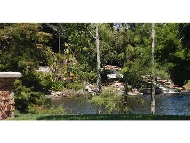 Photo of 7187 SE Bitterroot Circle