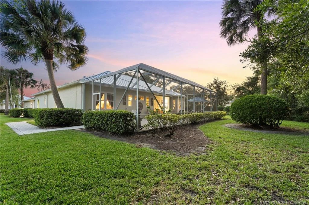 Photo of 917 SW Blue Stem Way