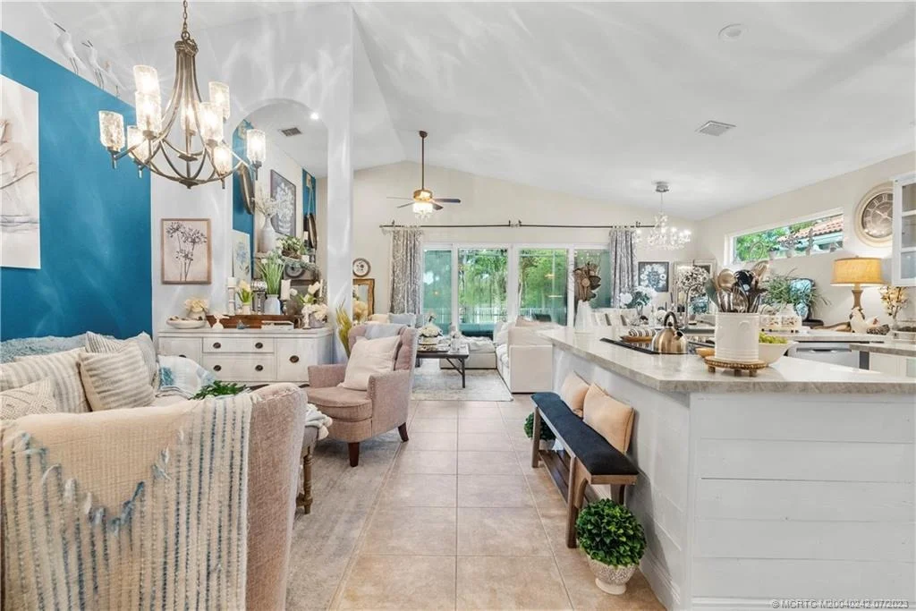 Photo of 6839 SE Twin Oaks Circle