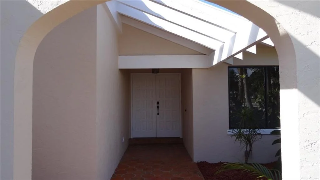 Photo of 1606 NW Pine Lake Drive