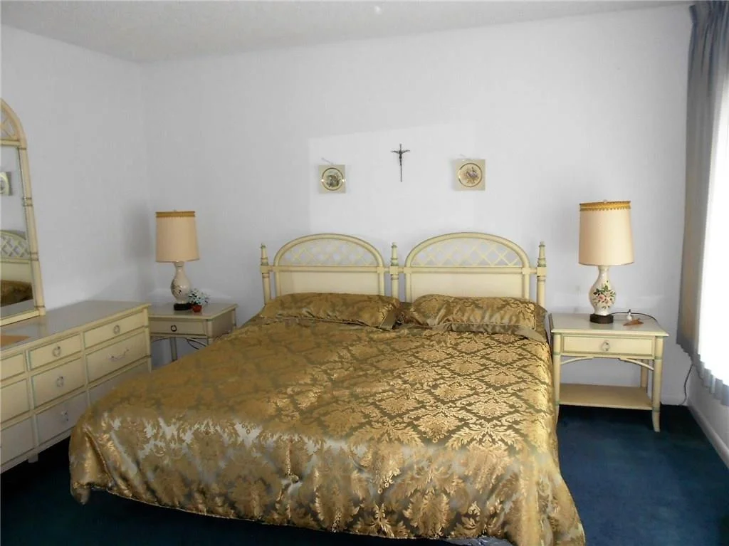 Photo of Unit TH127 at 950 S Kanner Highway