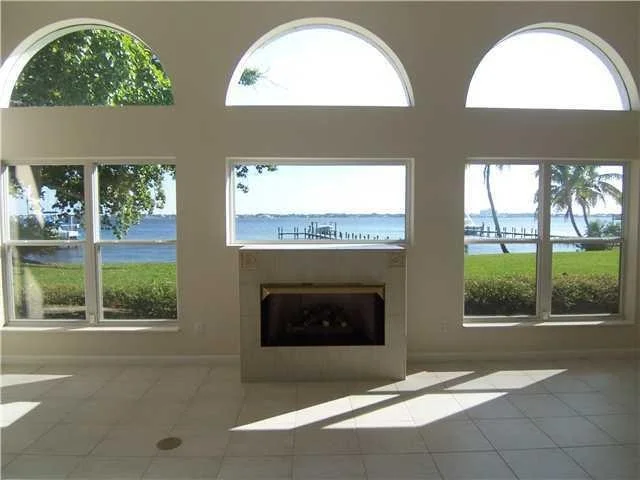 Photo of 900 NE Key Drive
