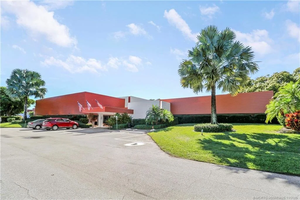 Photo of Unit DD4 at 2600 SE Ocean Boulevard