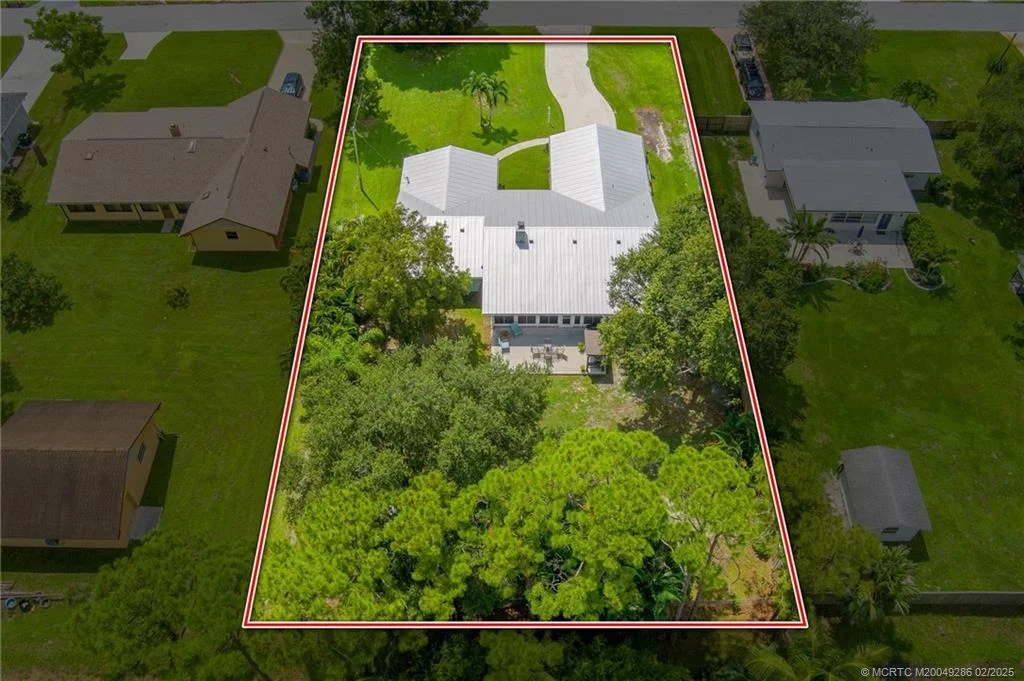 Photo of 1707 SW Buckskin Trail