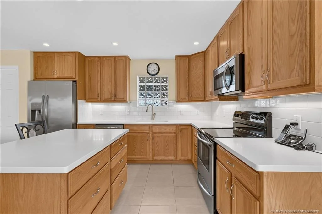 Photo of 184 Nettles Boulevard