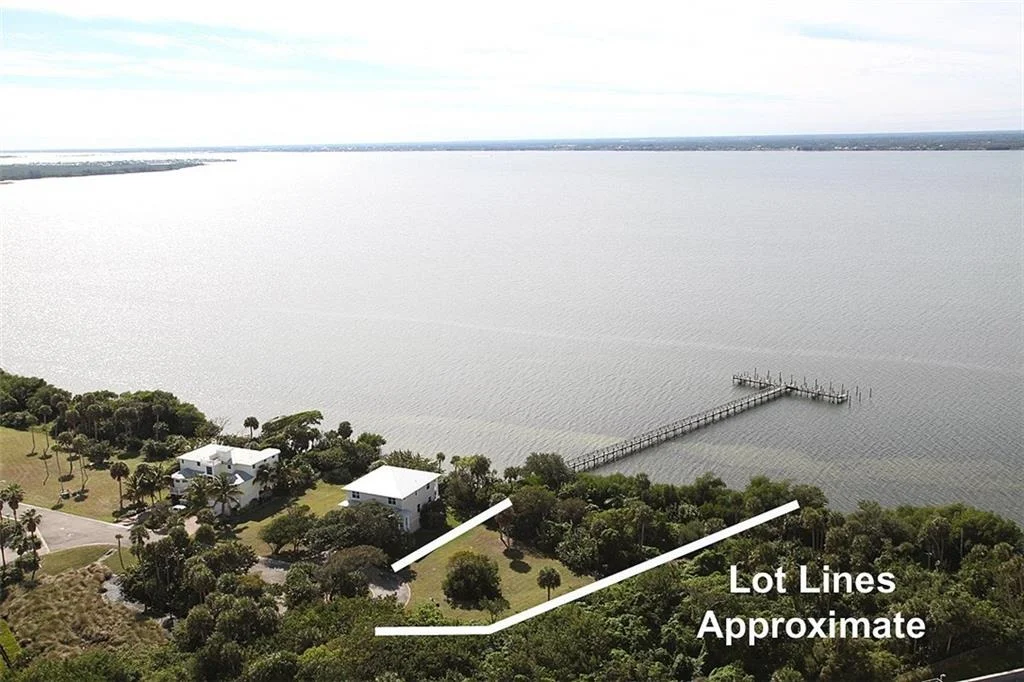 Photo of 7655 Pelican Pointe Drive