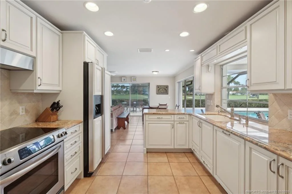 Photo of 3283 SE Fairway E