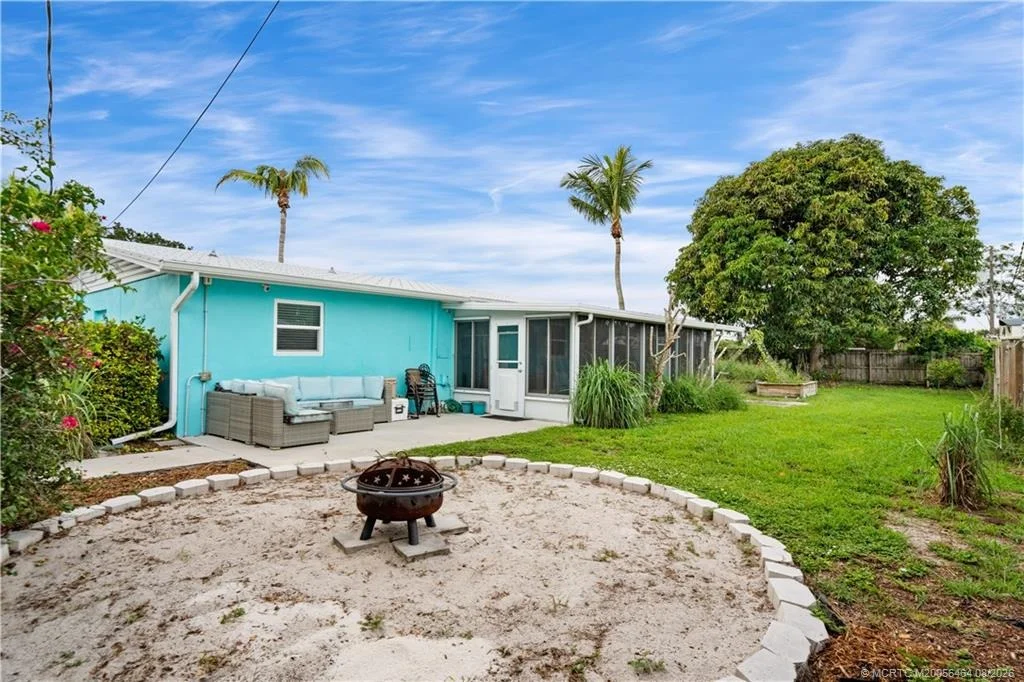Photo of 1126 SE Alamanda Lane