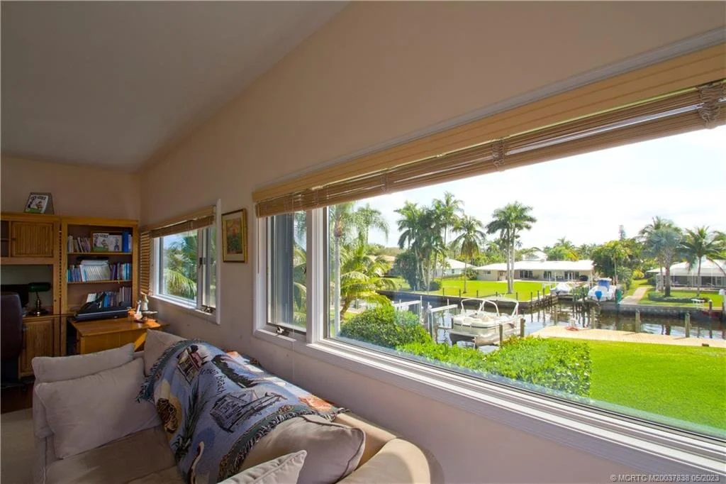 Photo of 1790 NW River Trail