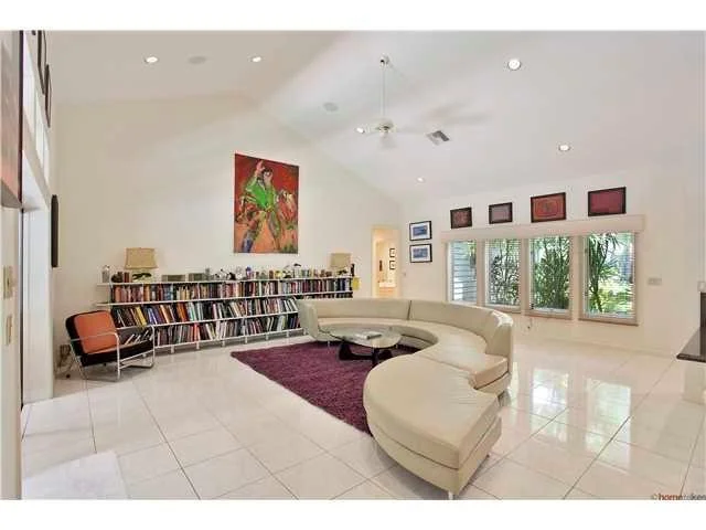 Photo of 8 Knowles Road