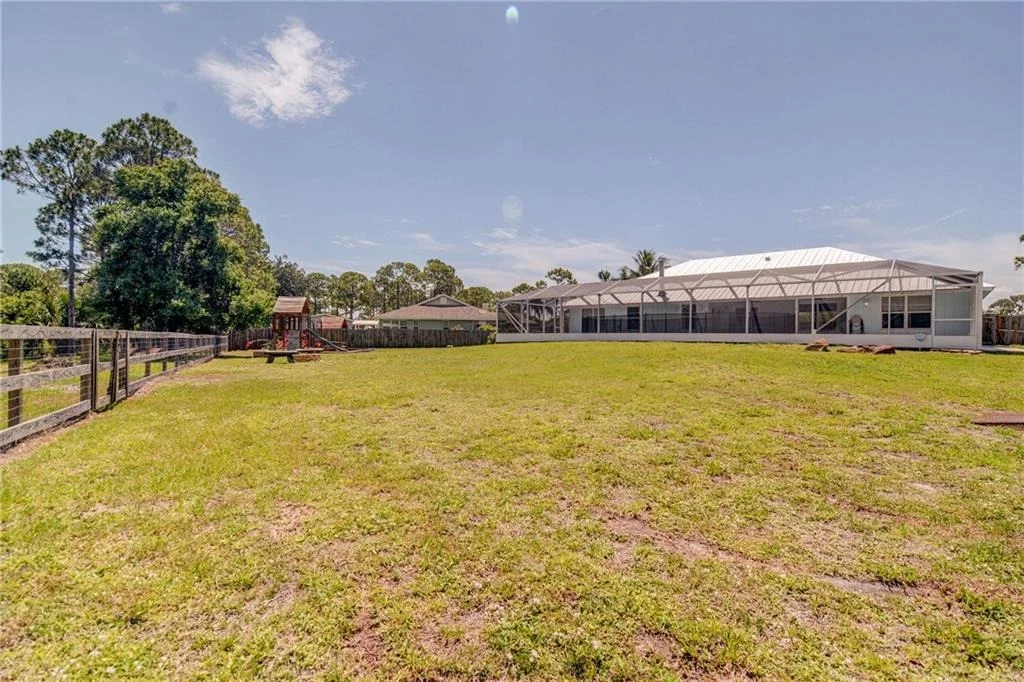 Photo of 63 NE Cypress Trail