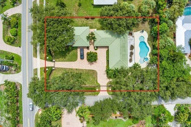 Photo of 2164 SE Saint Lucie Boulevard