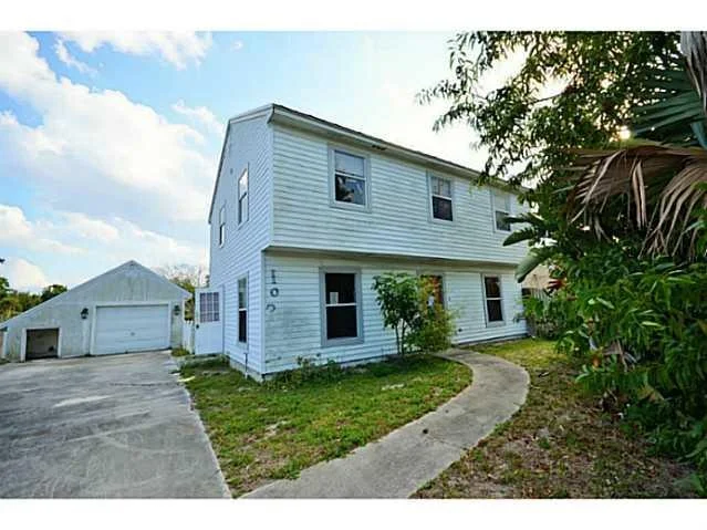 Photo of 1100 SE 14th Street