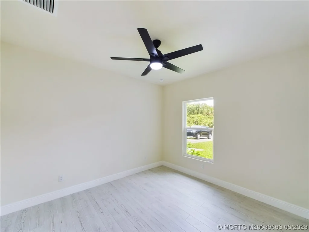 Photo of 9181 100th Avenue