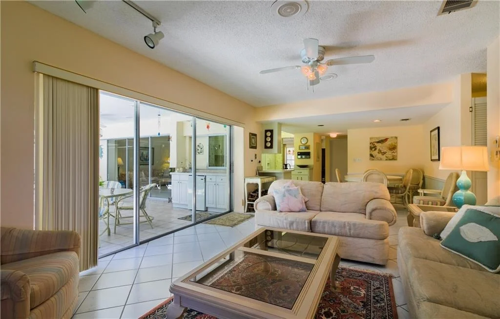 Photo of 2841 SE Fairway W