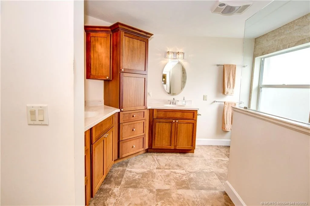 Photo of 4716 SE Mizner Place
