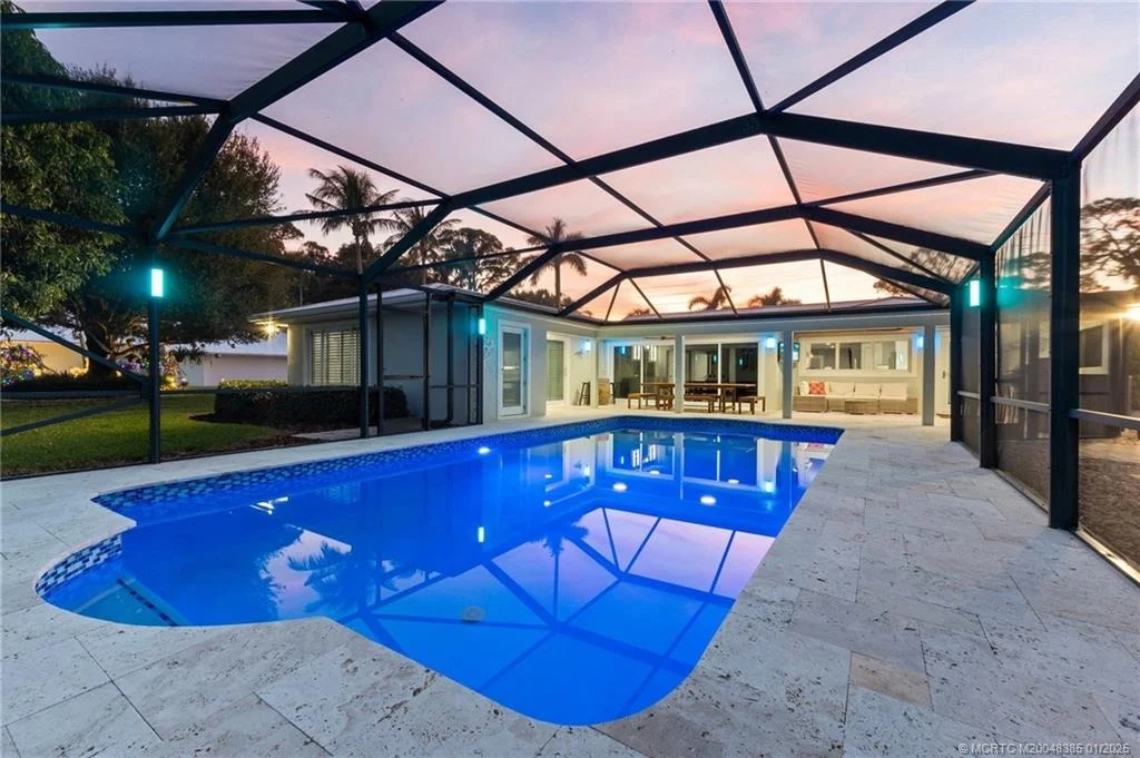 Photo of 1275 NW Pine Lake Drive