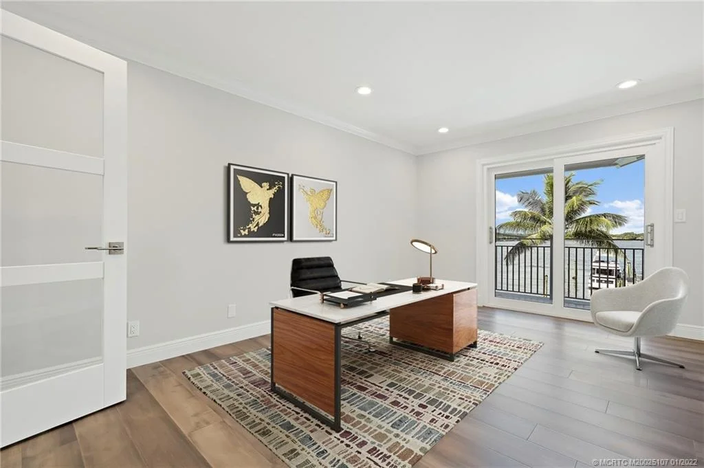 Photo of 19 N River Road