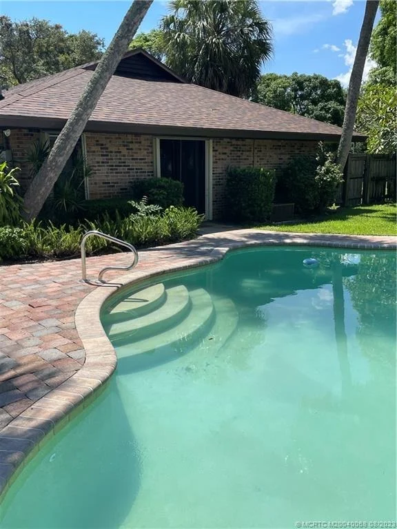 Photo of 1449 SE Mango Place