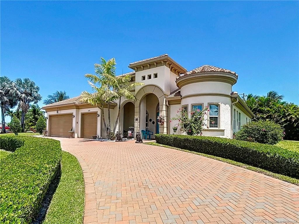Photo of 4459 SE Bayshore Terrace