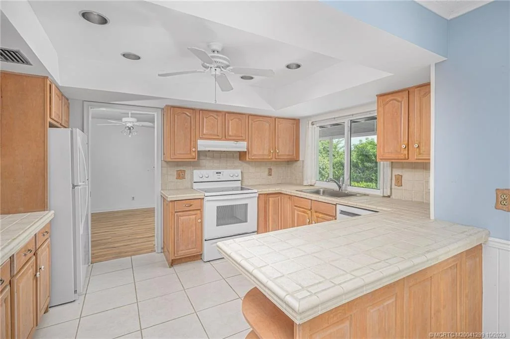 Photo of 3531 SE Fairway W