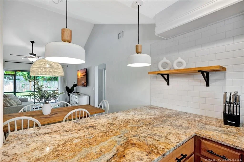 Photo of 5914 SE Mitzi Lane
