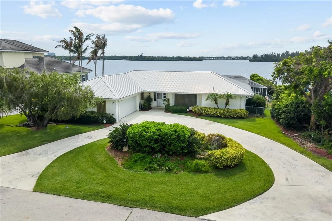 Photo of 17 Marine Drive