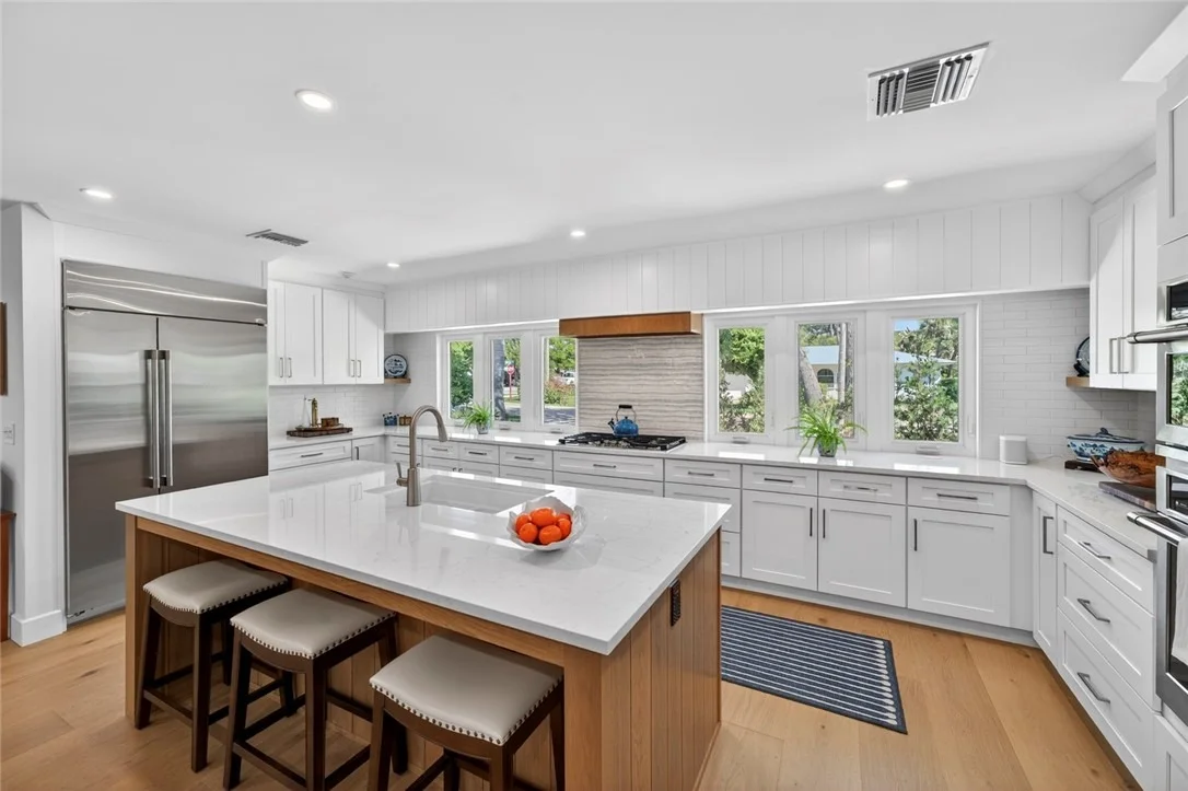 Photo of 706 Hibiscus Lane