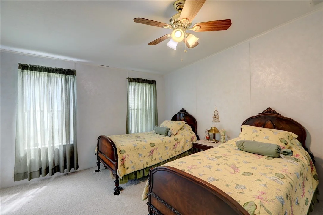 Photo of 233 Kiwi Drive