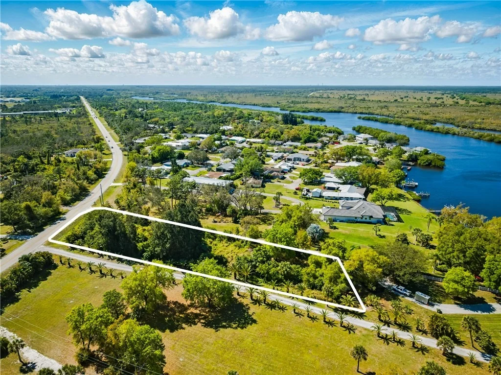 Photo of 12419 Roseland Road