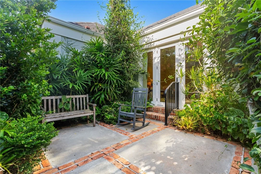 Photo of 625 Riomar Drive