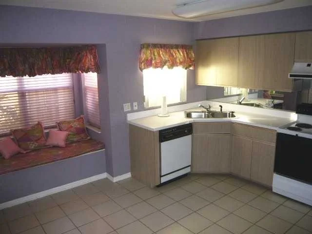 Photo of 522 10th Place