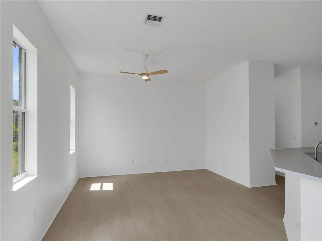 Photo of 424 53rd Square