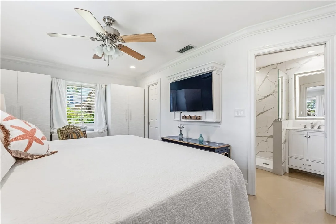 Photo of 727 Shore Drive