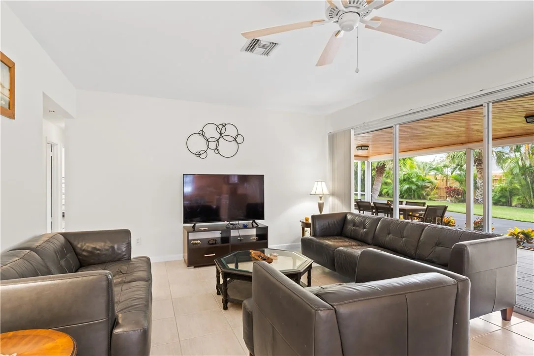 Photo of 618 Conn Way
