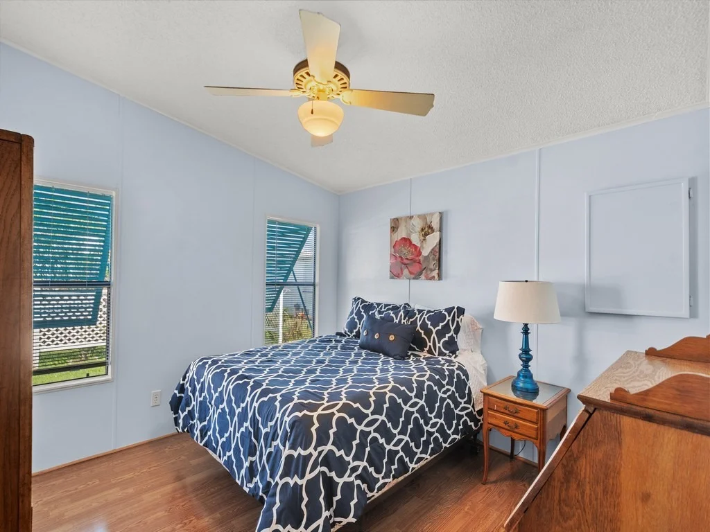 Photo of 836 Hyacinth Circle