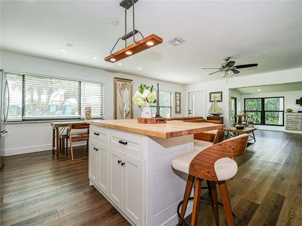 Photo of 1611 4th Avenue