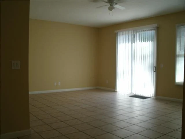 Photo of 607 Fleming Street