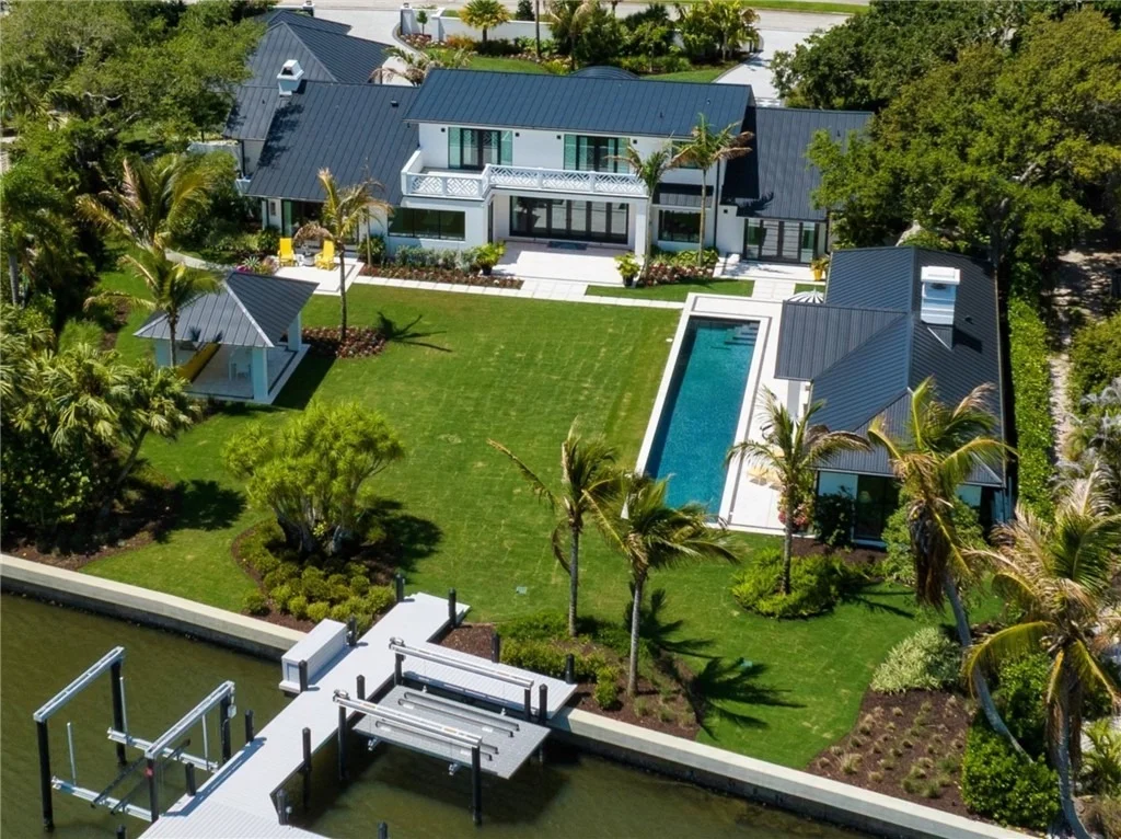 Photo of 519 Bay Drive