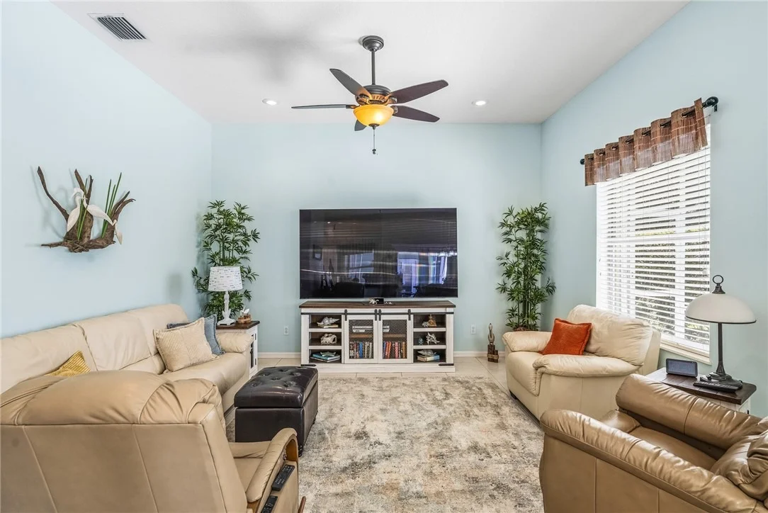 Photo of 3867 9th Lane
