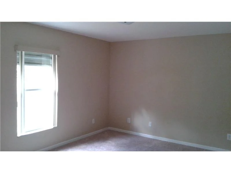 Photo of 8555 101st Avenue