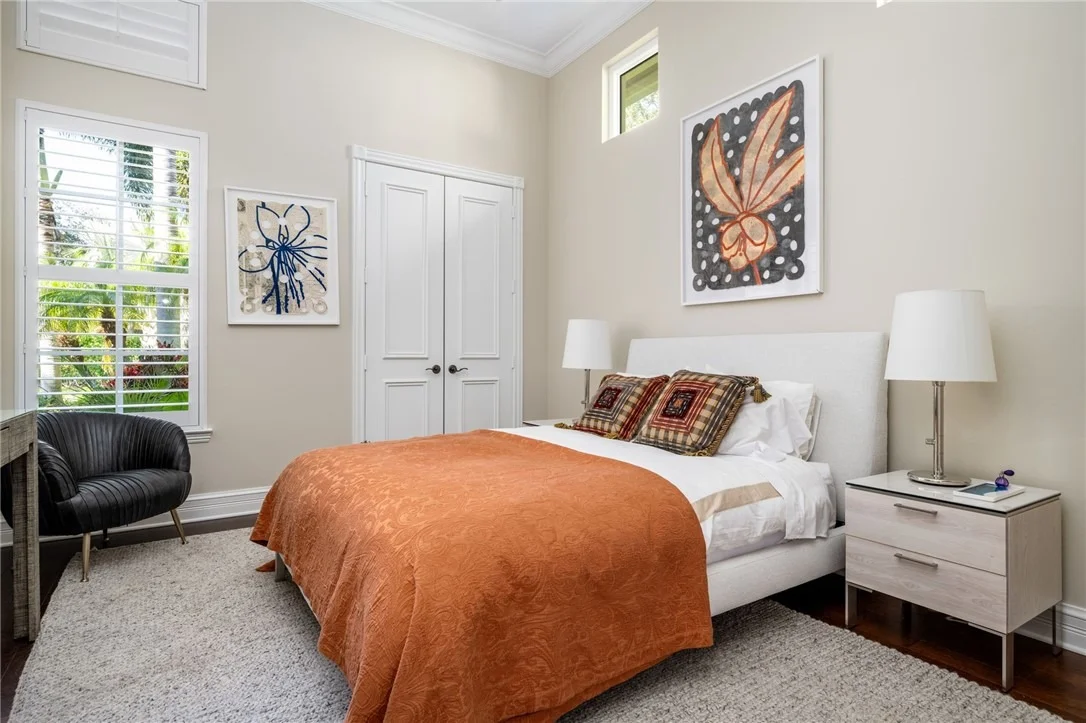 Photo of 916 Cove Point Place