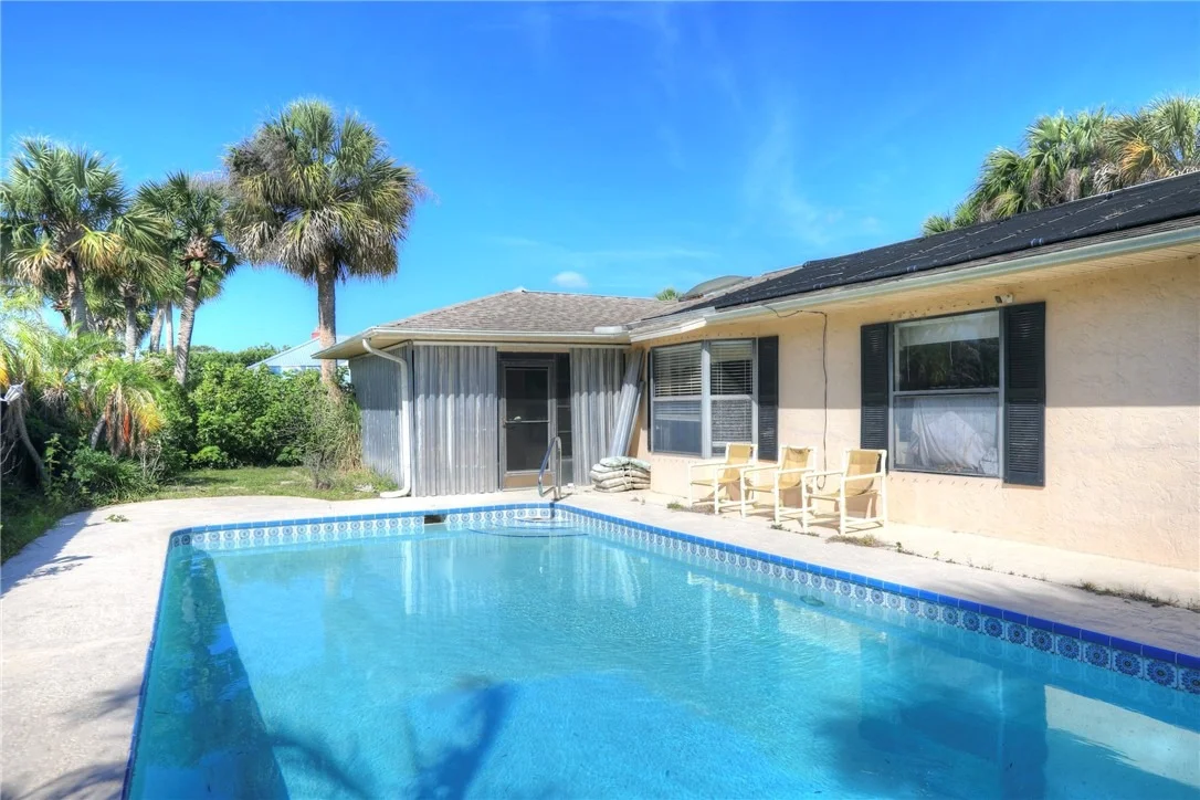 Photo of 1061 Carnation Drive